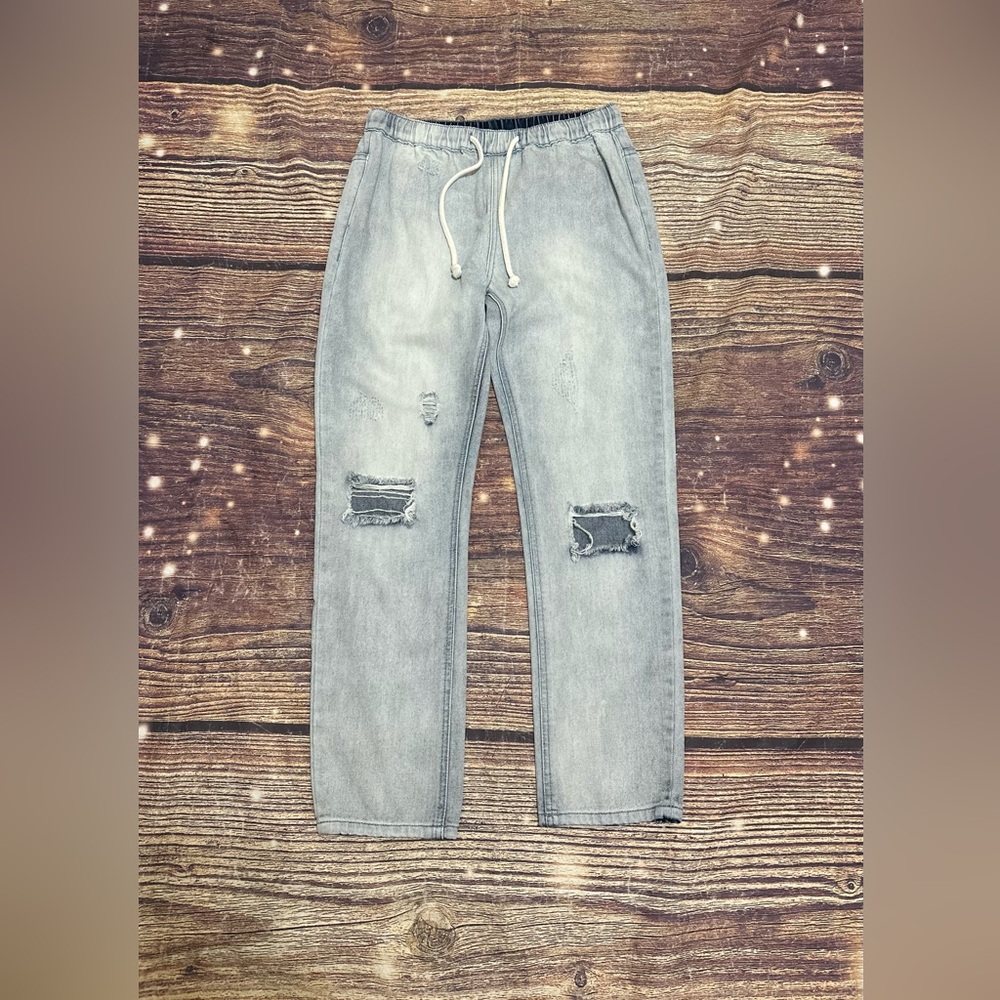 Women’s Easel Light wash distressed Drawstring Boyfriend Jeans. Size small. VGUC